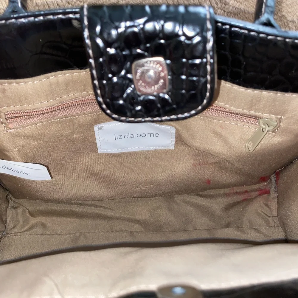 Liz Claiborne Cute Black Purse - Picture 4 of 5